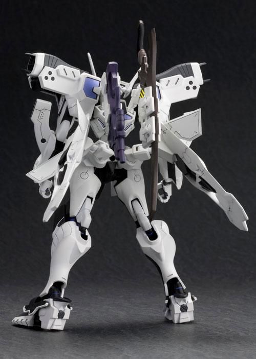 1/144 不知火・弐型 ユウヤ・ブリッジス機 マブラヴ トータル