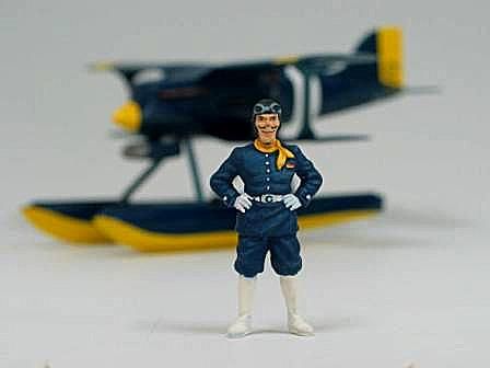 1/48 紅の豚　カーチスR3C-0　“非公然水上戦闘機”　完成品 1/48 カーチス R3C-0 非公然水上戦闘機 紅の豚 プラモデル