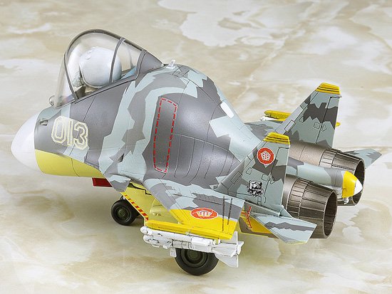 たまごひこーき　Su-33 フランカーD “エースコンバット 黄色の13”　エースコンバット　プラモデル　ハセガワ｜文具とプラモの店　タギミ
