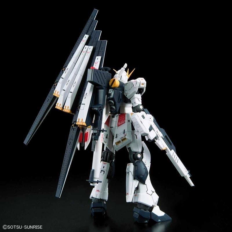 RG 1/144 νガンダム 機動戦士ガンダム 逆襲のシャア プラモデル