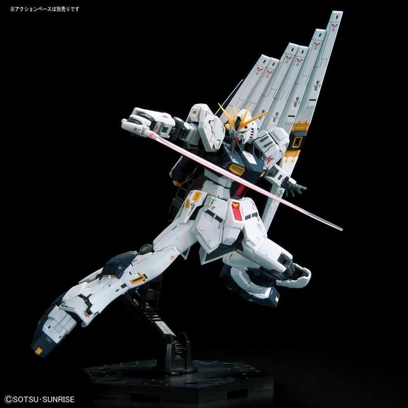 RG 1/144 νガンダム 機動戦士ガンダム 逆襲のシャア プラモデル RG 1/144 νガンダム 機動戦士ガンダム 逆襲のシャア プラモデル