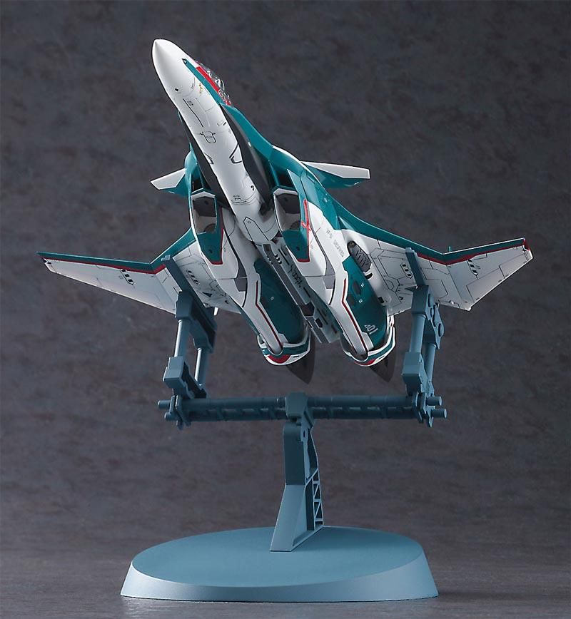 1/72 VF-31S ジークフリード アラド機 “マクロスΔ” プラモデル