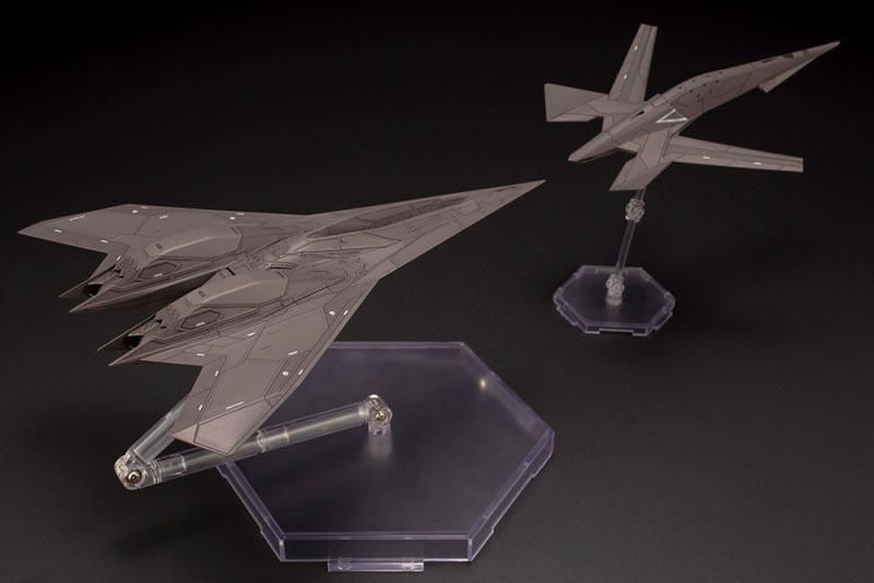 1/144 ADF-11F ACE COMBAT 7: SKIES UNKNOWN プラモデル