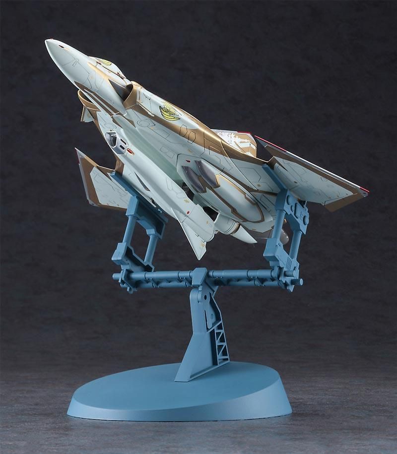 1/72 Sv-262Hs ドラケンIII ロイド機 “マクロスΔ” プラモデル