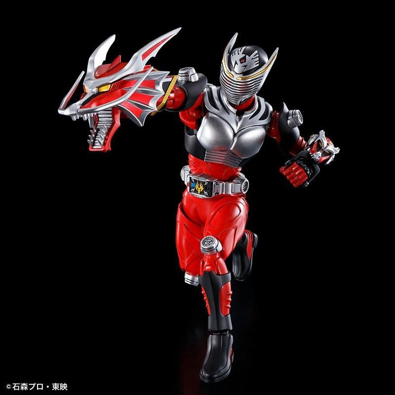 Figure-rise Standard 仮面ライダー龍騎 プラモデル