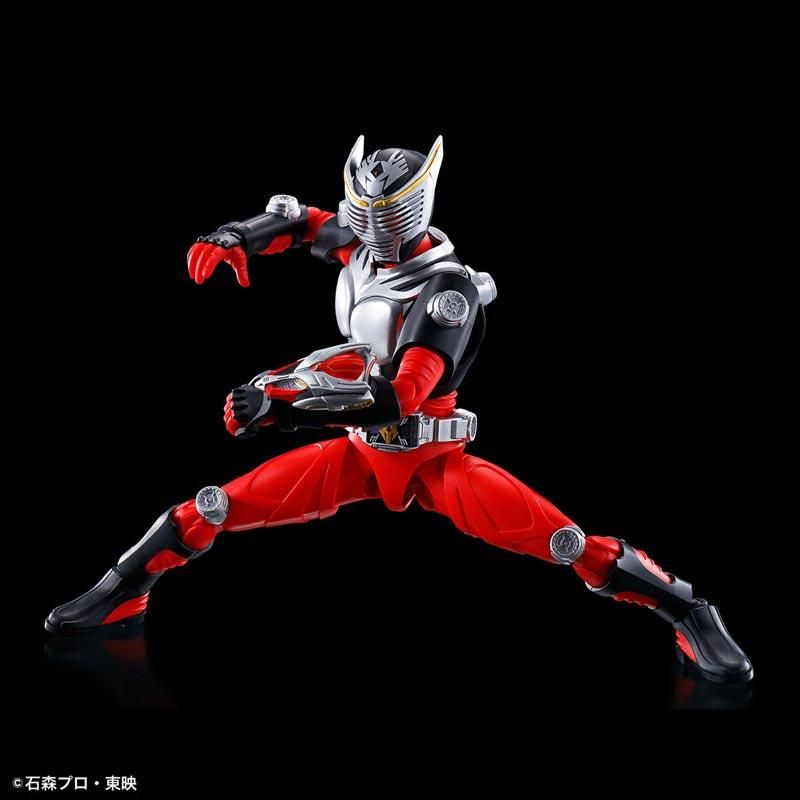 Figure-rise Standard 仮面ライダー龍騎 プラモデル