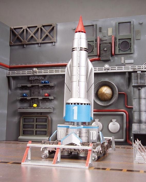 1/350 サンダーバード1号 & 発射基地 サンダーバード 1/350 サンダーバード1号 & 発射基地 サンダーバード