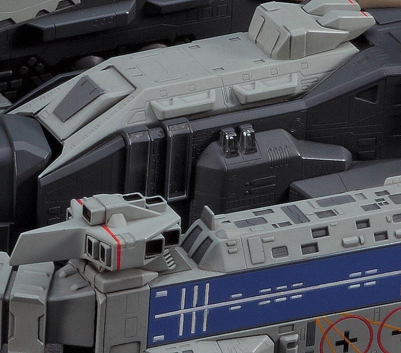 1/4000 SDF-1 マクロス 要塞艦 “劇場版” 超時空要塞マクロス
