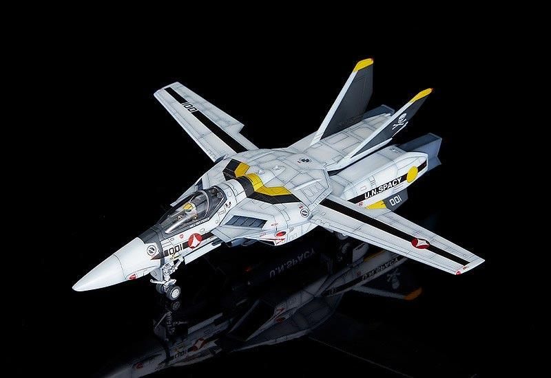 PLAMAX 1/72 VF-1S ファイターバルキリー（ロイ・フォッカー機