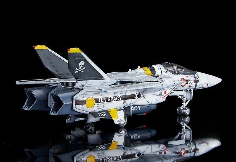 PLAMAX 1/72 VF-1S ファイターバルキリー（ロイ・フォッカー機