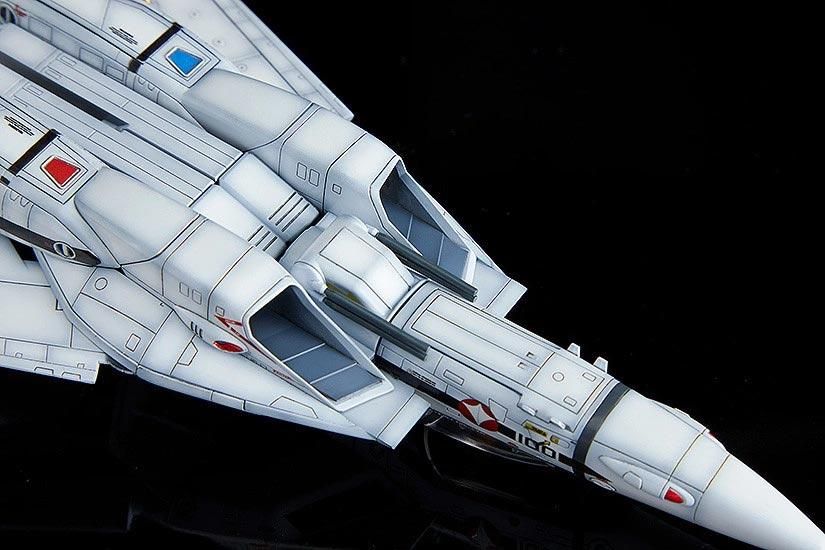 PLAMAX 1/72 VF-1S ファイターバルキリー（ロイ・フォッカー機