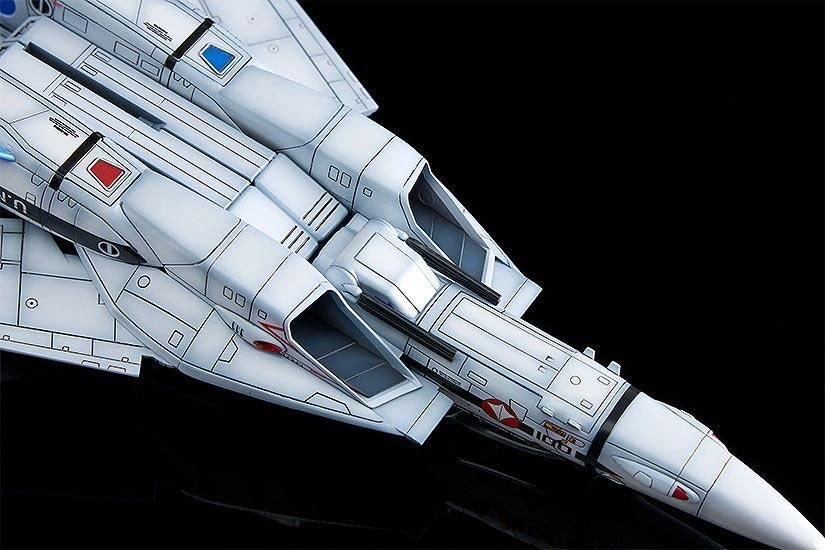 PLAMAX 1/72 VF-1A/S ファイターバルキリー(マクシミリアン PLAMAX 1/72 VF-1A/S ファイターバルキリー(マクシミリアン