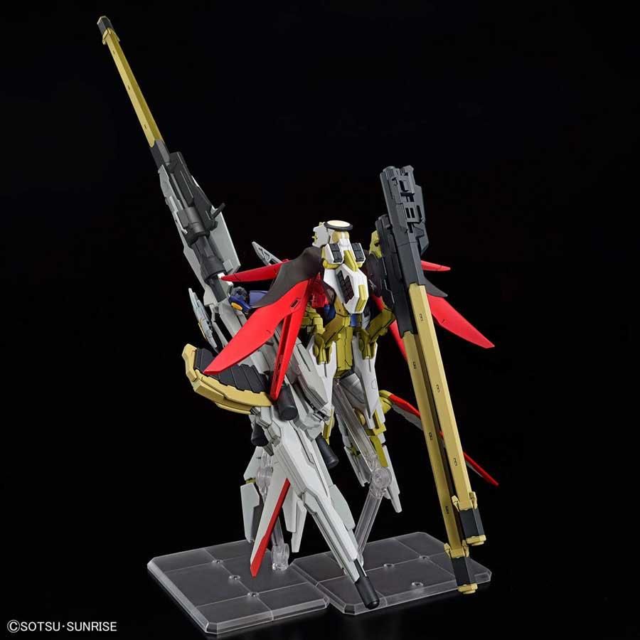 HG 1/144 デスティニーガンダムSpecII&ゼウスシルエット プラモデル HG 1/144 デスティニーガンダムSpecII&ゼウスシルエット プラモデル