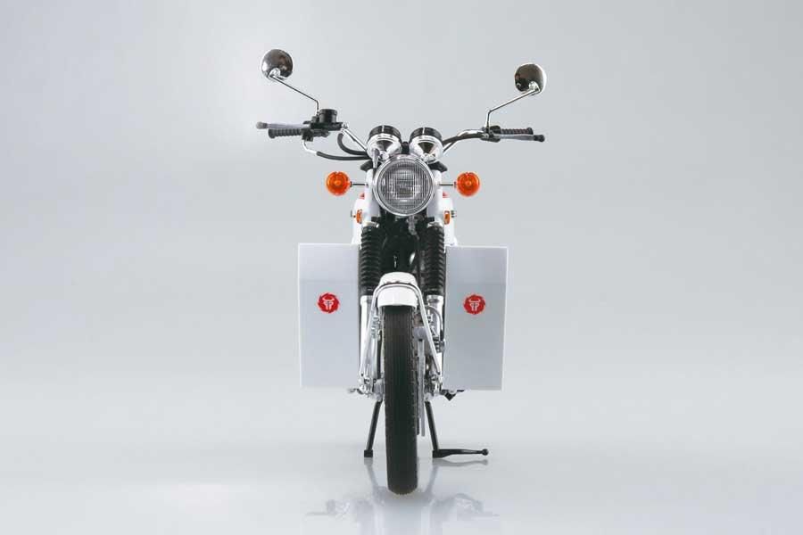 1/12 ワイルド7 飛葉ちゃんのCB750FOUR プラモデル アオシマ 1/12 ワイルド7 飛葉ちゃんのCB750FOUR プラモデル アオシマ