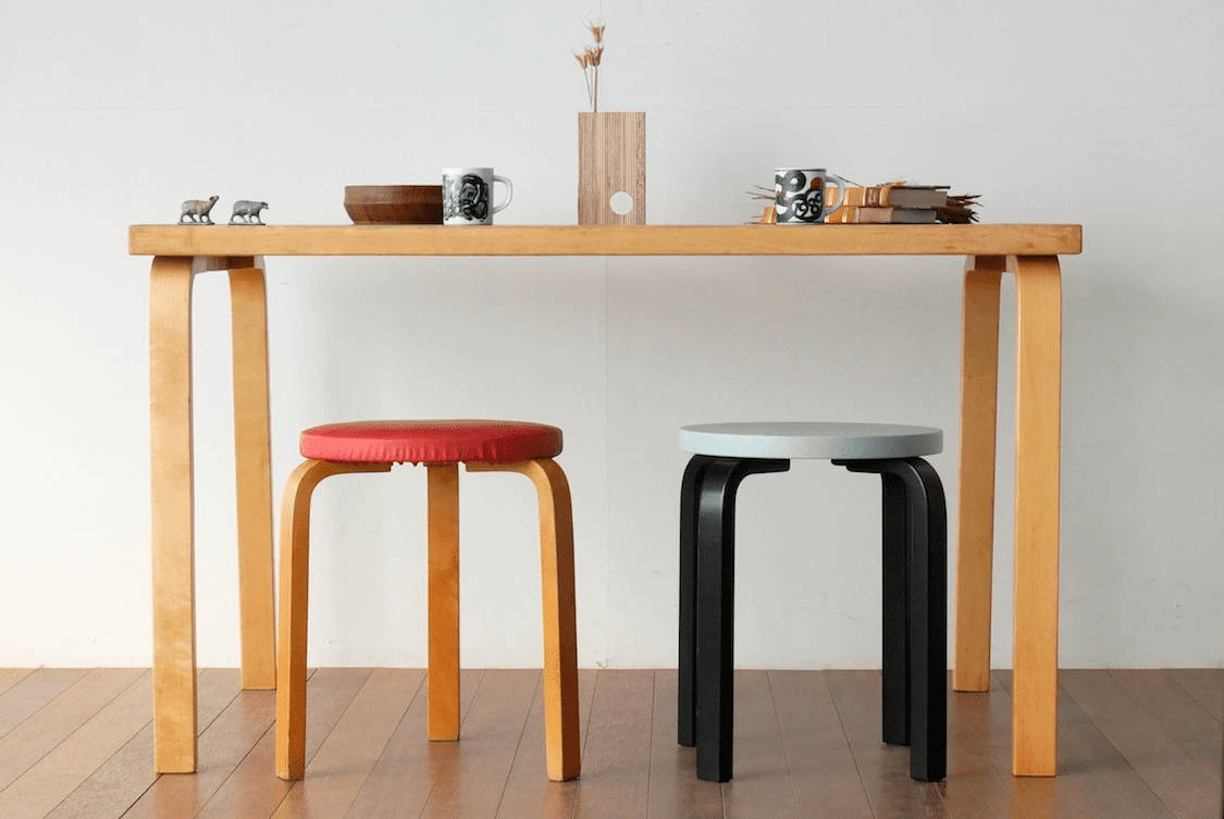 テーブル/アルヴァ・アアルト/青リノリウム   北欧家具