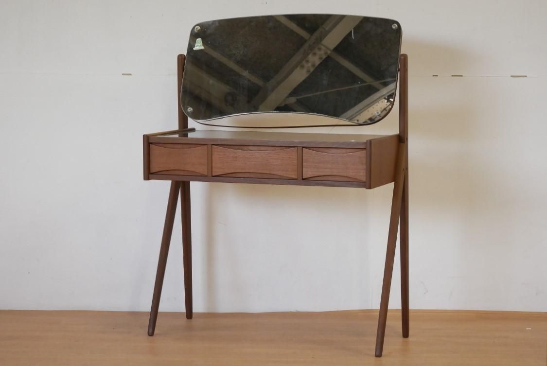 ドレッサー/アルネ・ヴォッダー【2404-0015】 - 北欧家具tanuki