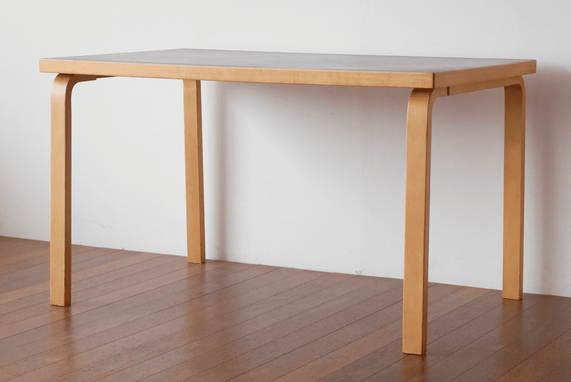 40年代 ビンテージ アルヴァ アアルト ダイニングテーブル Alvar Aalto（アルヴァ・アアルト）大きなダイニングテーブル
