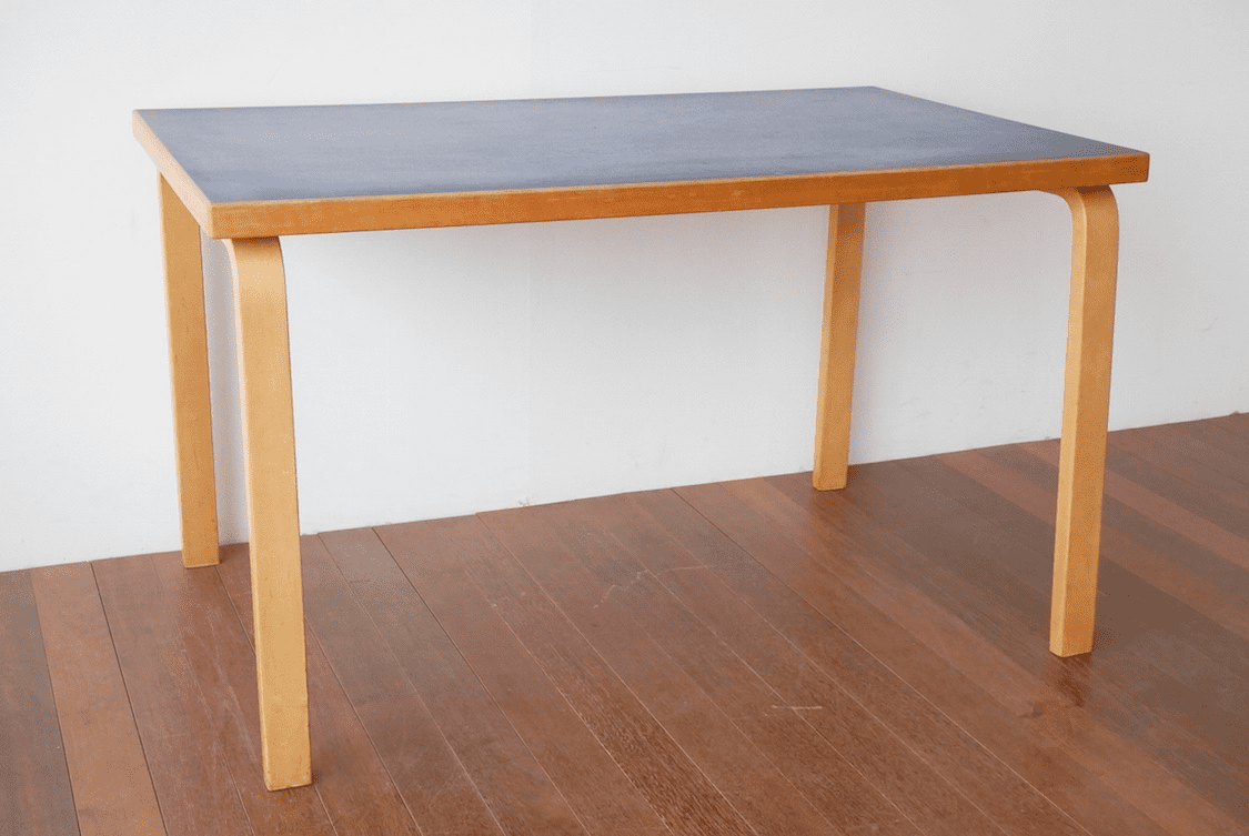 40年代 ビンテージ アルヴァ アアルト ダイニングテーブル alvar aalto dining table elm top 1940-50's — Ph.D.