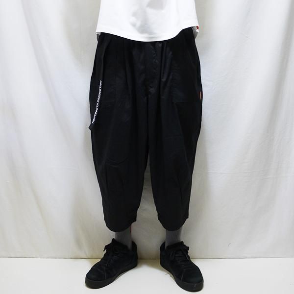 soldout! _ 2022夏 SU22-B02 PINSTRIPE CROPPED PANTS soldout! _ 2022夏 SU22-B02 PINSTRIPE CROPPED PANTS