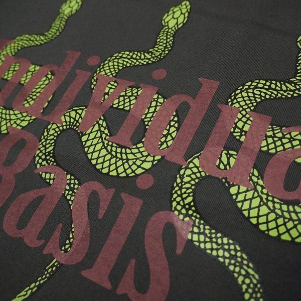 【数量限定品】CALEE キーネック　半袖シャツ　スキッパー　スネーク　24ss CALEE - ALLOVER SNAKE PATTERN SH ＜EXCLUSIVE＞ (BLACK