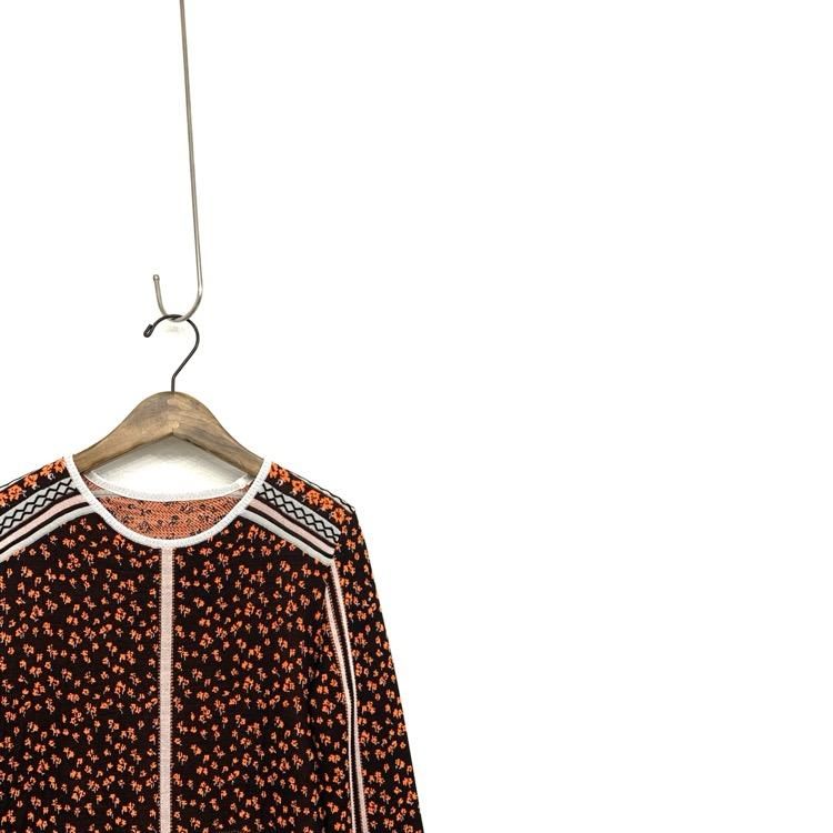 Mame Kurogouchi マメクロゴウチ Osmanthus Motif Jacquard Knitted