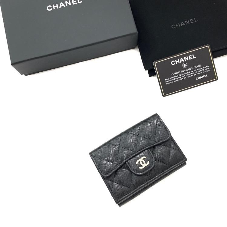 CHANEL クラシック スモール フラップ ウォレット