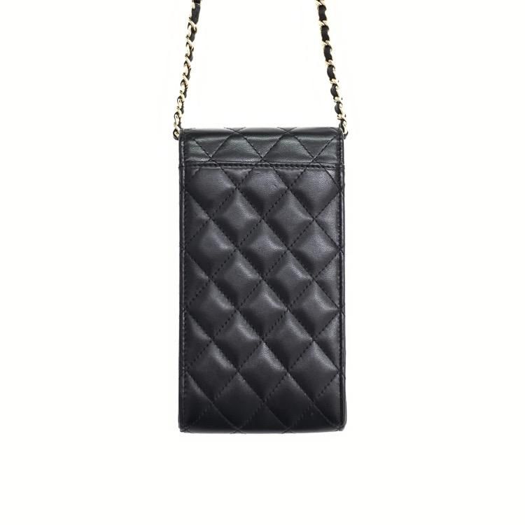CHANEL シャネル フォンケース ラムスキン 31番台 チェーン CHANEL シャネル フォンケース ラムスキン 31番台 チェーン