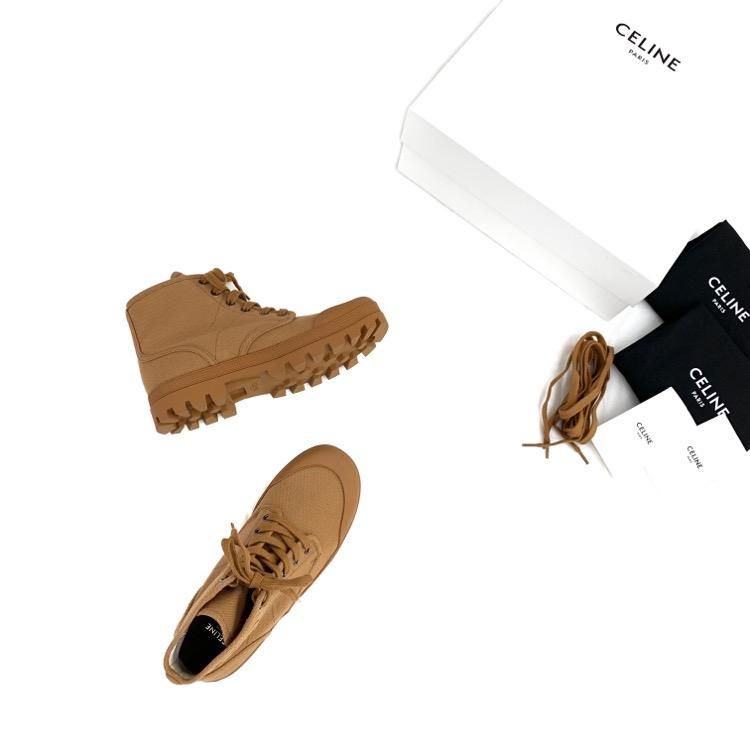CELINE セリーヌ パタパンレースアップ ブーツ トリオンフ パッチ付き CELINE セリーヌ パタパンレースアップ ブーツ トリオンフ パッチ付き