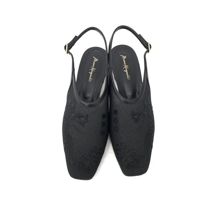Mame Kurogouchi マメクロゴウチ Floral Embroidered Sling Back Mame Kurogouchi マメクロゴウチ Floral Embroidered Sling Back