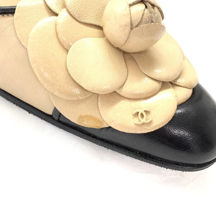 CHANEL シャネル カメリア フラットシューズ パンプス ベージュ CHANEL シャネル カメリア フラットシューズ パンプス ベージュ