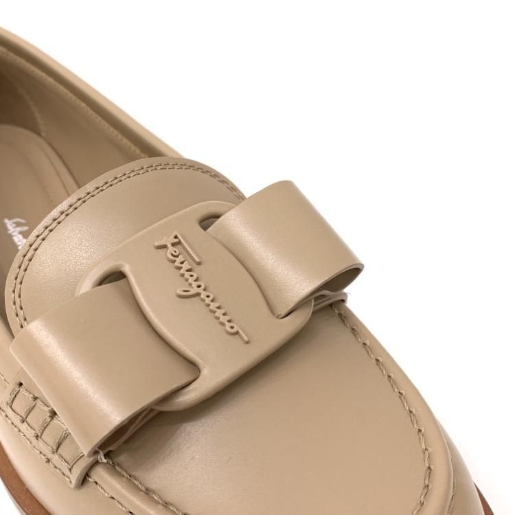 Salvatore Ferragamo フェラガモ VIVALDO モカシン リボン ローファー