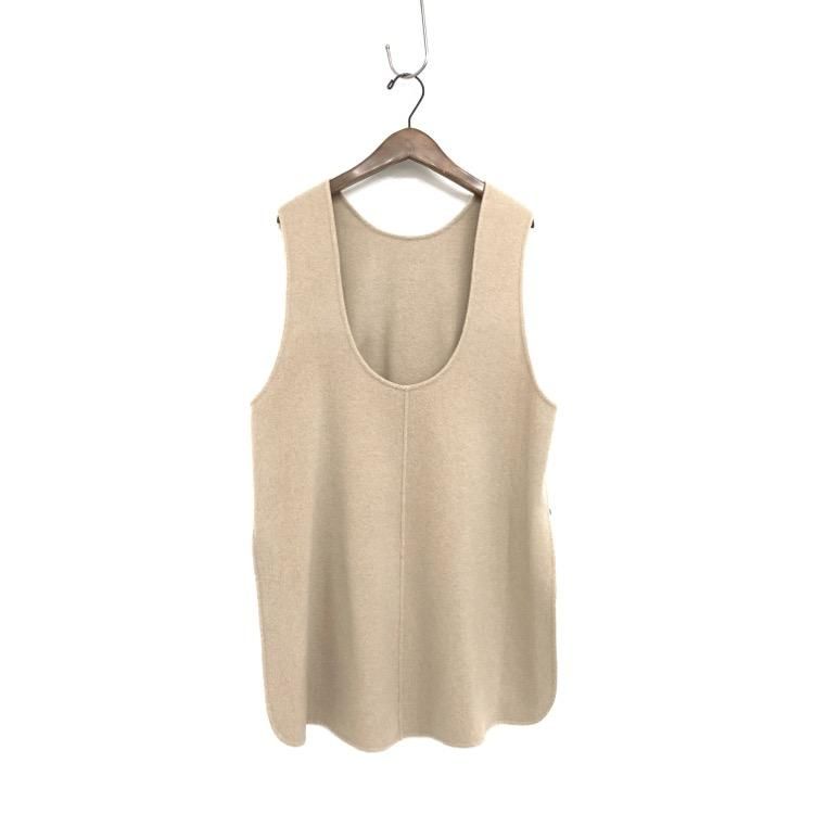 ブランド トップスの通販は7yorku familiar