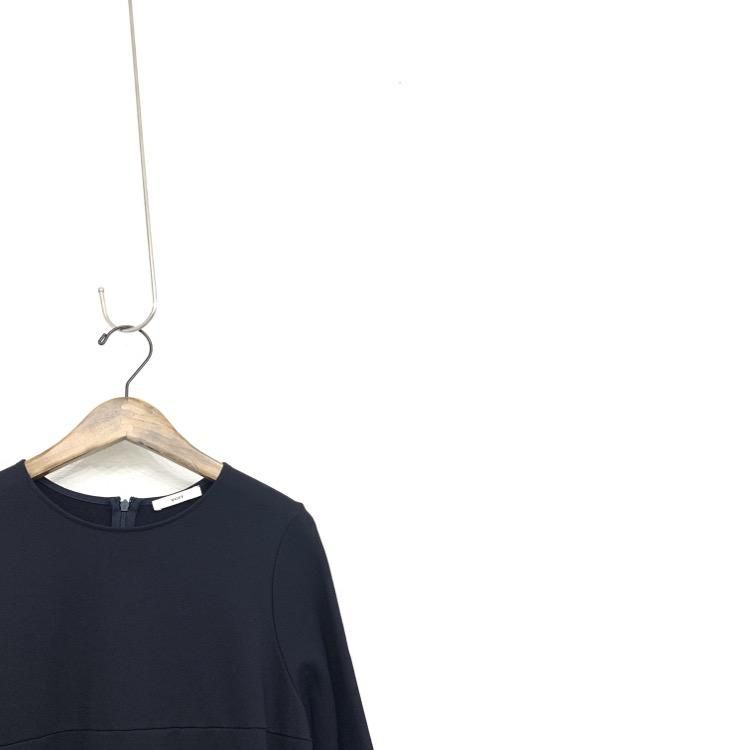 yori(ヨリ)の「ぬくぬくヘムフリルブラウス【2022AW】12月中旬