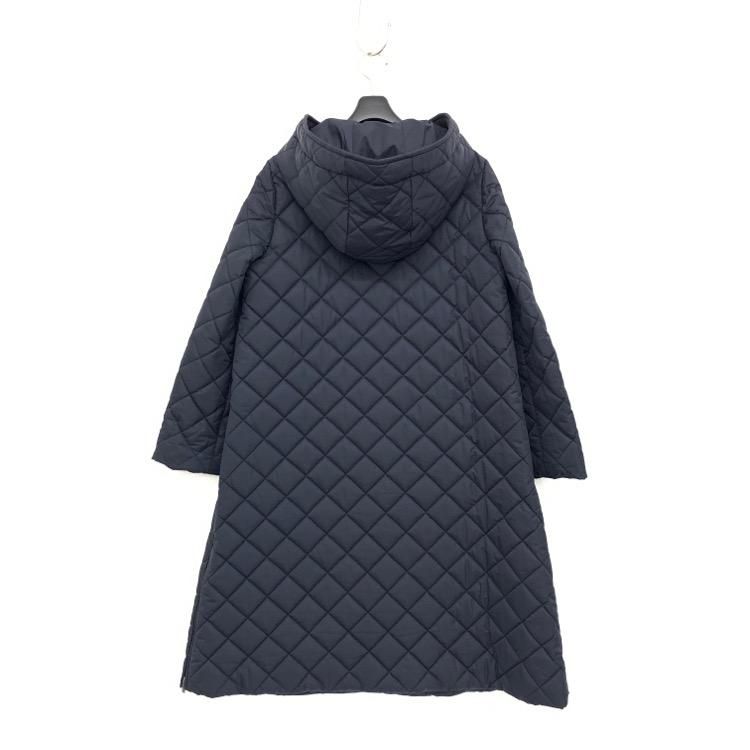 フォクシー Aライン 中綿コート サイズ38・M FOXEY NEW YORK フォクシー Aライン 中綿コート サイズ38・M FOXEY NEW YORK