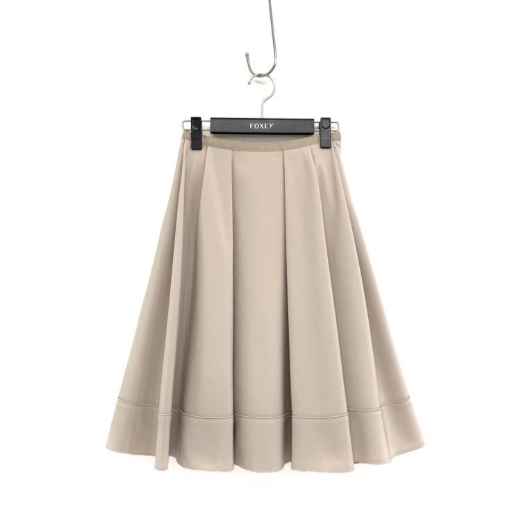 FOXEY NEWYORK フォクシー バターカップ スカート アーモンドラテ 38 FOXEY NEWYORK フォクシー バターカップ スカート アーモンドラテ 38