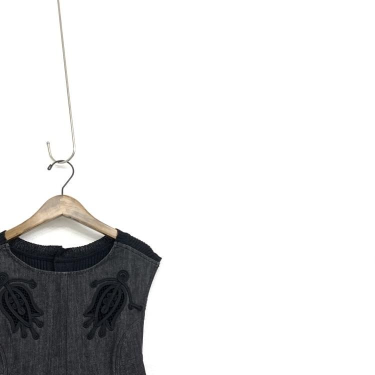 Mame Kurogouchi マメクロゴウチ Embroidered Denim Tops コード