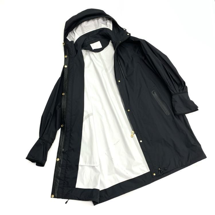 Mame Kurogouchi マメクロゴウチ Water Repellent Nylon Hooded Mame Kurogouchi マメクロゴウチ Water Repellent Nylon Hooded