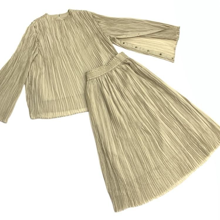 HYKE(ハイク)のRANDOM PLEATED SERIESの魅力に迫る！