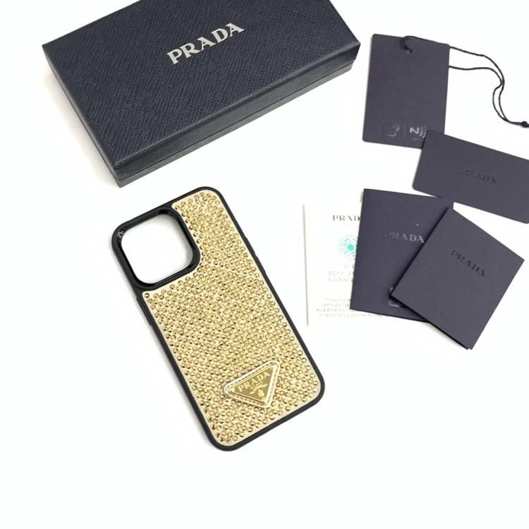 PRADA iPhone 13pro対応ケース クリスタル付き1ZH149 PRADA プラダ CRYSTAL iPhone 13Pro用 ケース ゴールド 1ZH149