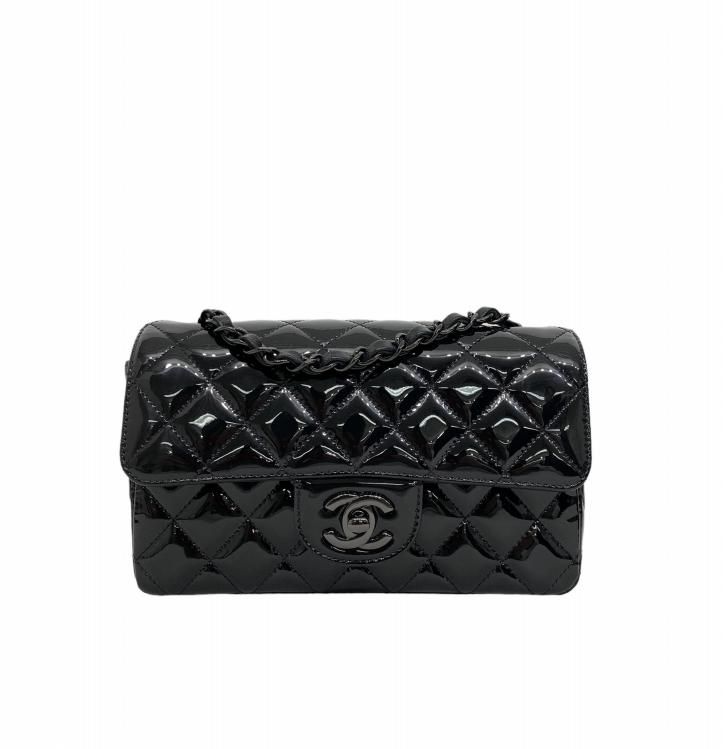CHANEL シャネル ミニマトラッセチェーン ショルダーバッグ CHANEL シャネル ミニマトラッセチェーン ショルダーバッグ