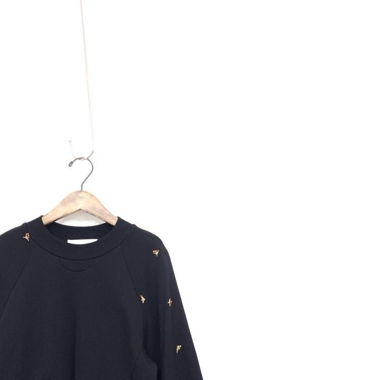 【2024年】高評価レビューアイテム特集 Mame Kurogouchi マメクロゴウチ Floral Motif Embroidered スウェット