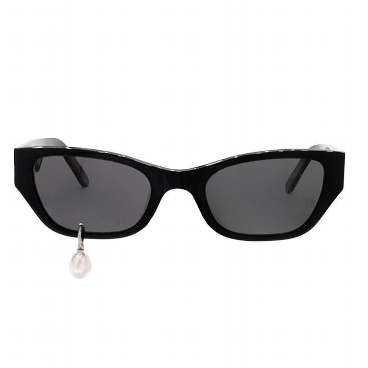 KIMHEKIM إ PEARL TEAR CAT-EYE SUNGLASSES/WHITE PEARL ѡƥåĥ󥰥饹