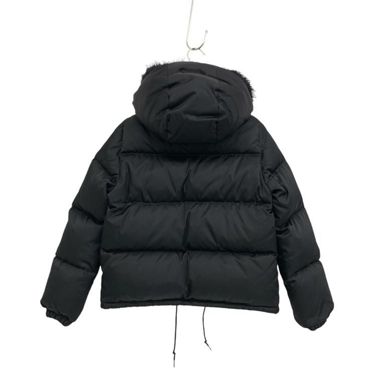 PRADA プラダ Re-Nylonギャバジン パファー ジャケット ファー付 PRADA プラダ Re-Nylonギャバジン パファー ジャケット ファー付