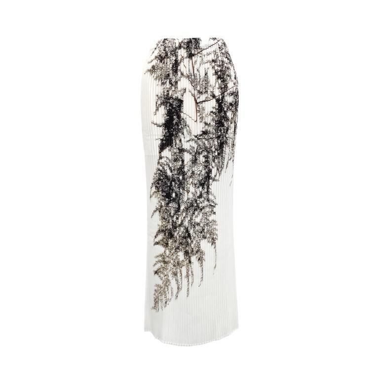 <img class='new_mark_img1' src='https://img.shop-pro.jp/img/new/icons11.gif' style='border:none;display:inline;margin:0px;padding:0px;width:auto;' />ISSEY MIYAKE åߥ䥱 PRESSED FLORA PLEATS MAXI SKIRT ѥ饬ץ꡼ĥ IM51FG647