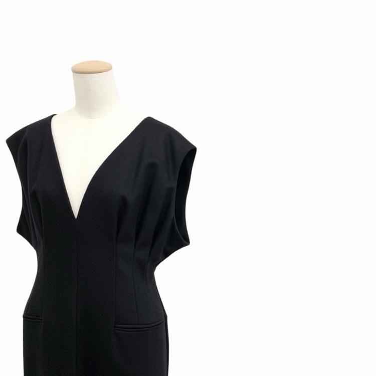 Mame Kurogouchi マメクロゴウチ V-Neck Tucked Wool Dress Vネック