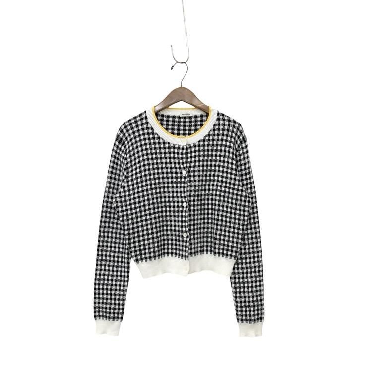 <img class='new_mark_img1' src='https://img.shop-pro.jp/img/new/icons11.gif' style='border:none;display:inline;margin:0px;padding:0px;width:auto;' />MIUMIU ߥ奦ߥ奦 å˥å ǥ ֥åߥۥ磻 40 RN98339-CA34767