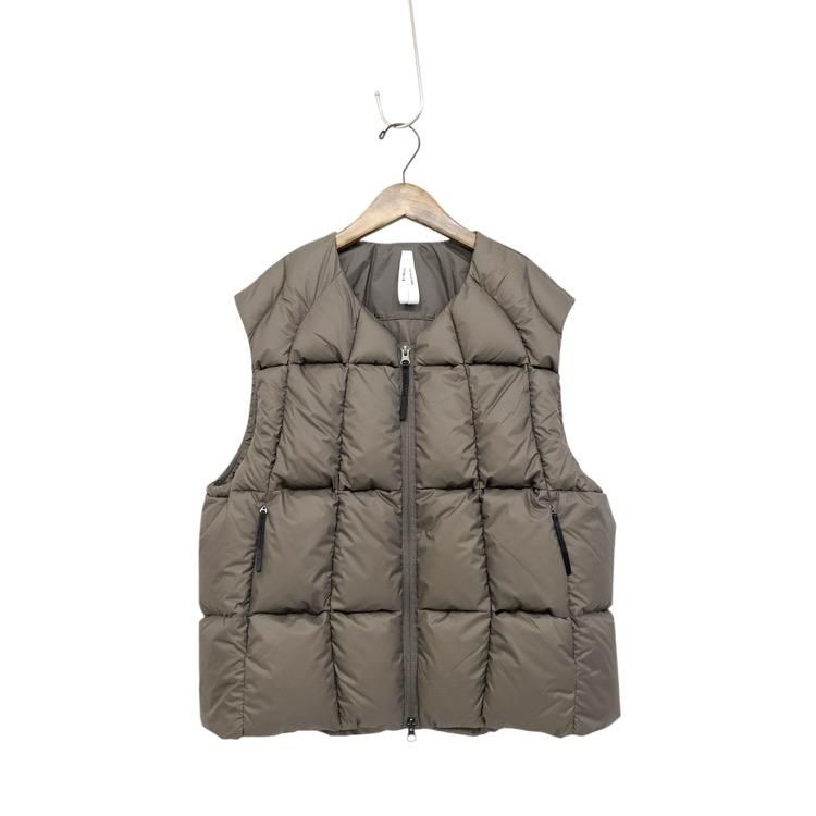 <img class='new_mark_img1' src='https://img.shop-pro.jp/img/new/icons11.gif' style='border:none;display:inline;margin:0px;padding:0px;width:auto;' />Goldwin 0 ɥ Three-Dimensional Down Light Vest 3D Box Baffle٥ 1(S) GZ24305