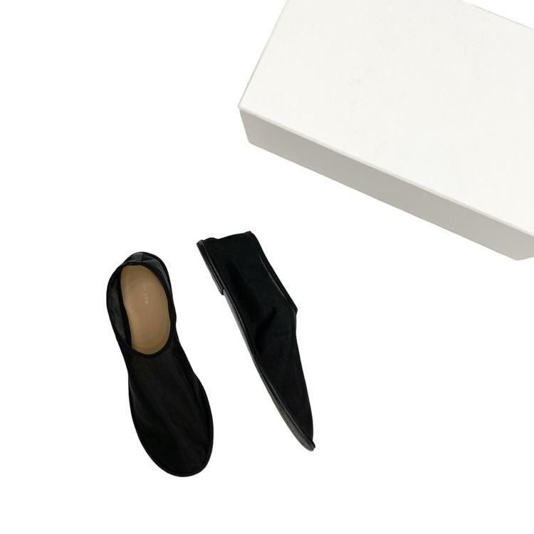 <img class='new_mark_img1' src='https://img.shop-pro.jp/img/new/icons11.gif' style='border:none;display:inline;margin:0px;padding:0px;width:auto;' />THE ROW   SOCK FLATS åեå 塼 ֥å 36/23.0cm F1148A-W20