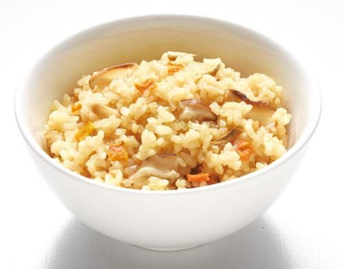 マジックライズ保存食　五目ご飯 サタケ マジックライス 五目ご飯 1食分（5年保存 スプーン付き ）