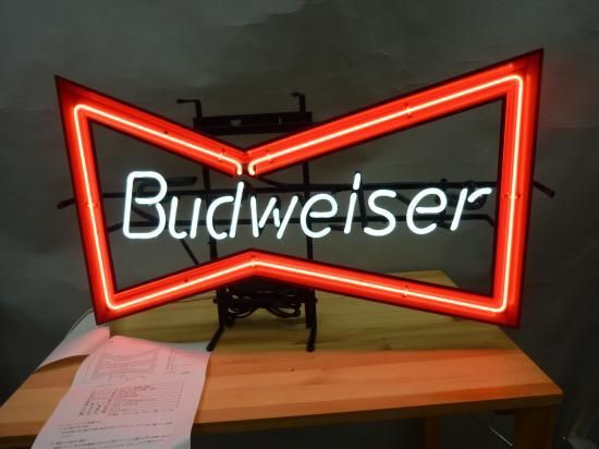 バドワイザー　Budweiser ネオン管